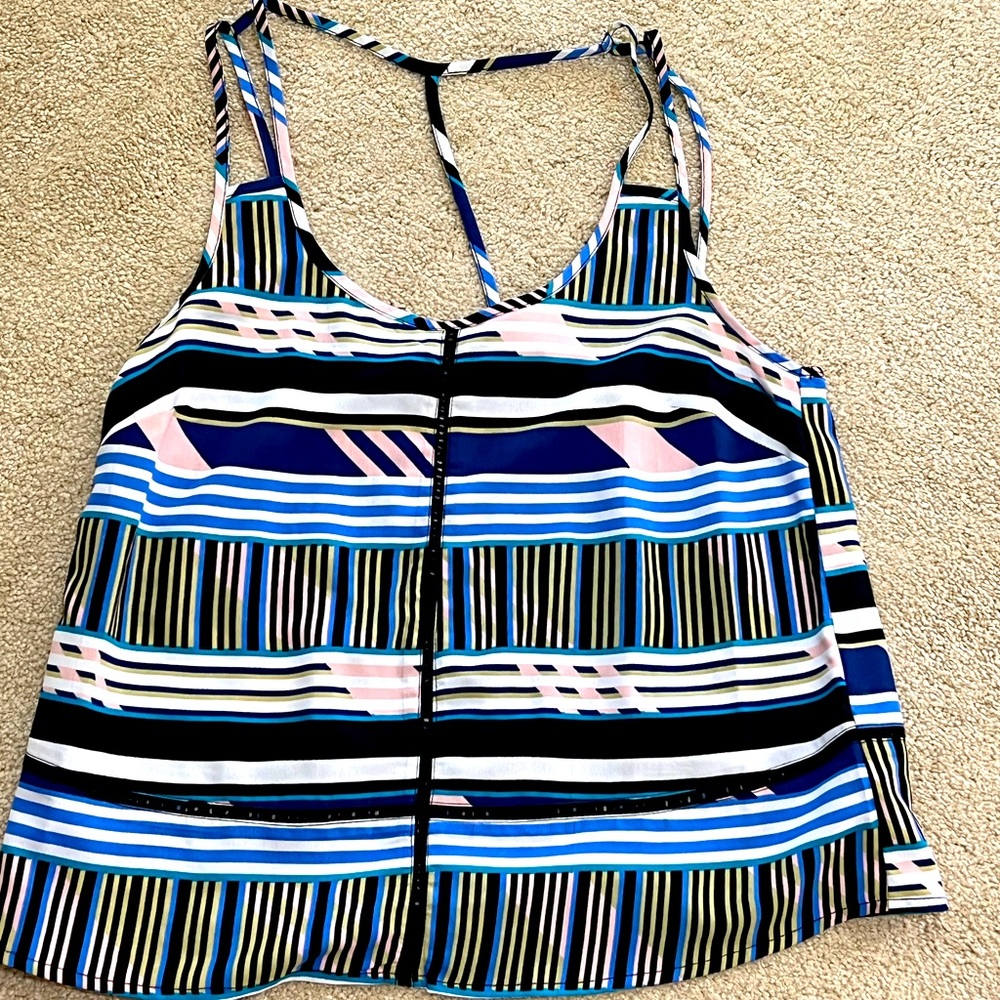 Jessica Simpson race back tank top!